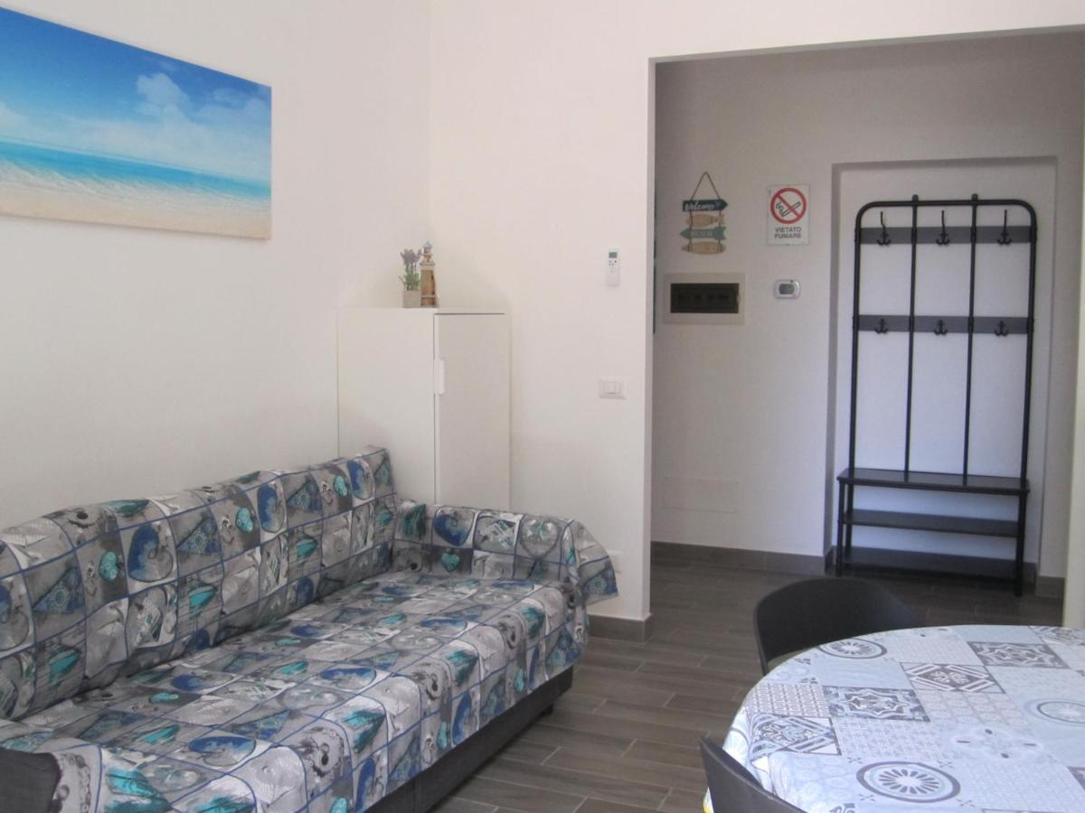 Piuma Celeste A Due Passi Dal Mare E Dal Centro Storico Lido di Ostia Eksteriør billede